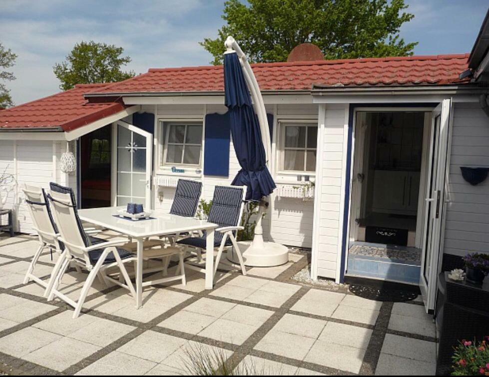 Ferienpark Vislust Haus De Graaf Niederlande Ijsselmeer Wervershoof エクステリア 写真